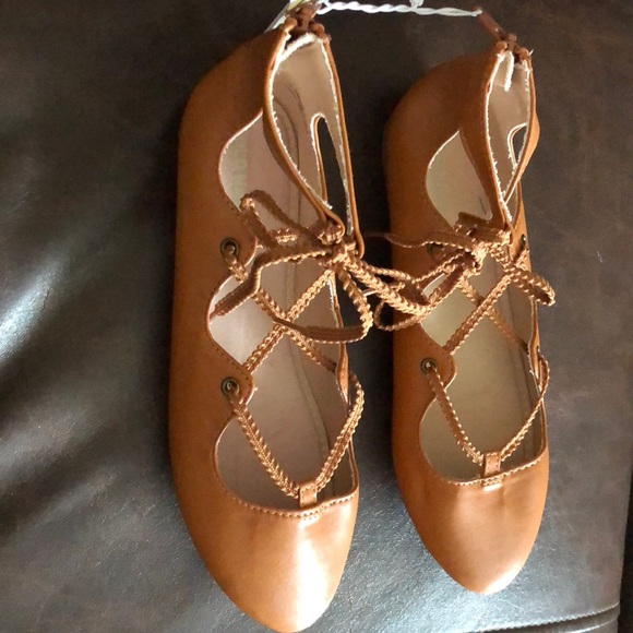 Faux-Leather Lace-Up Ballet Flats for Girls - Picture 5 of 8